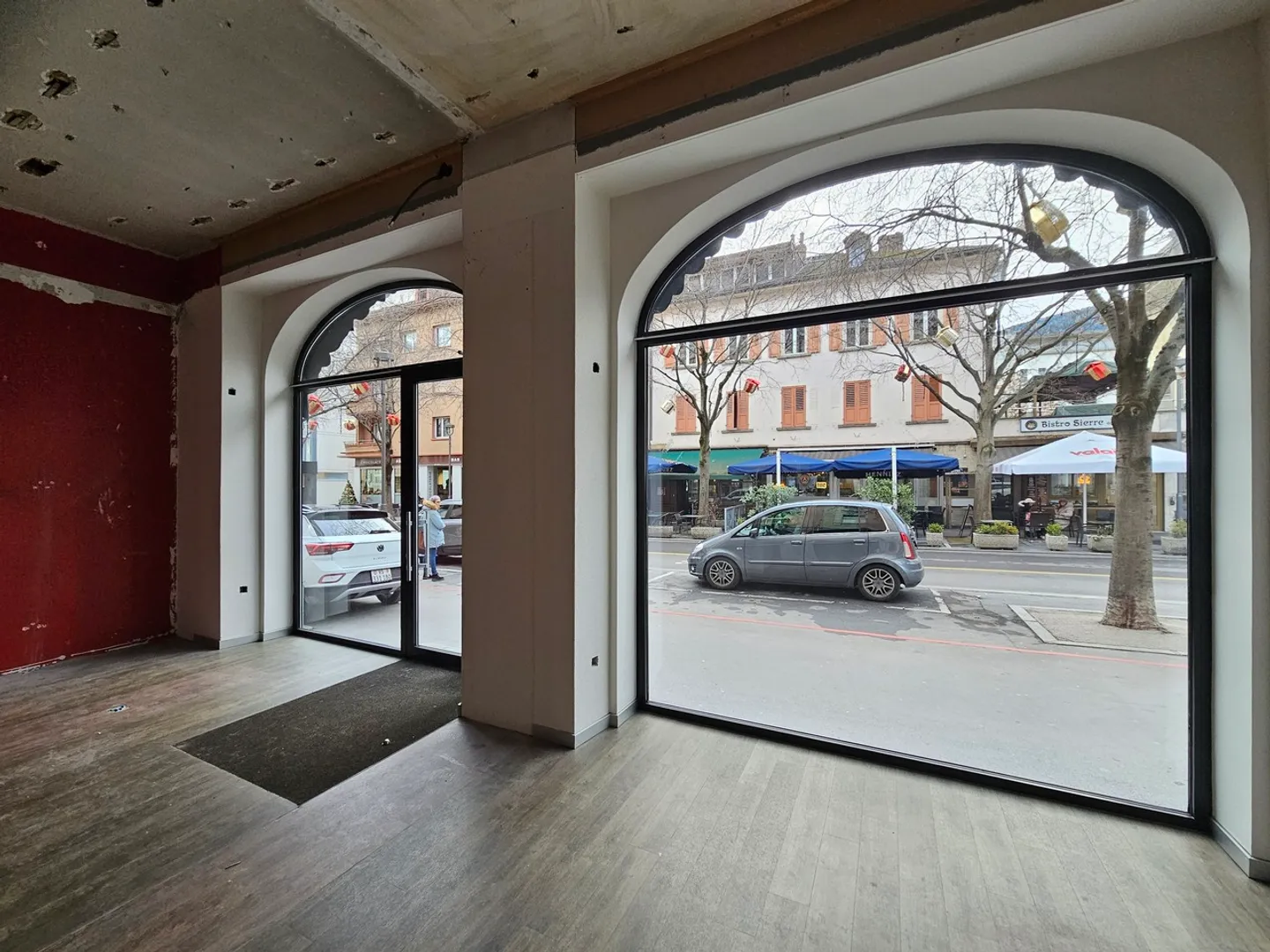 Commercial Space in the City Center of Sierre - Photo 5 of 8