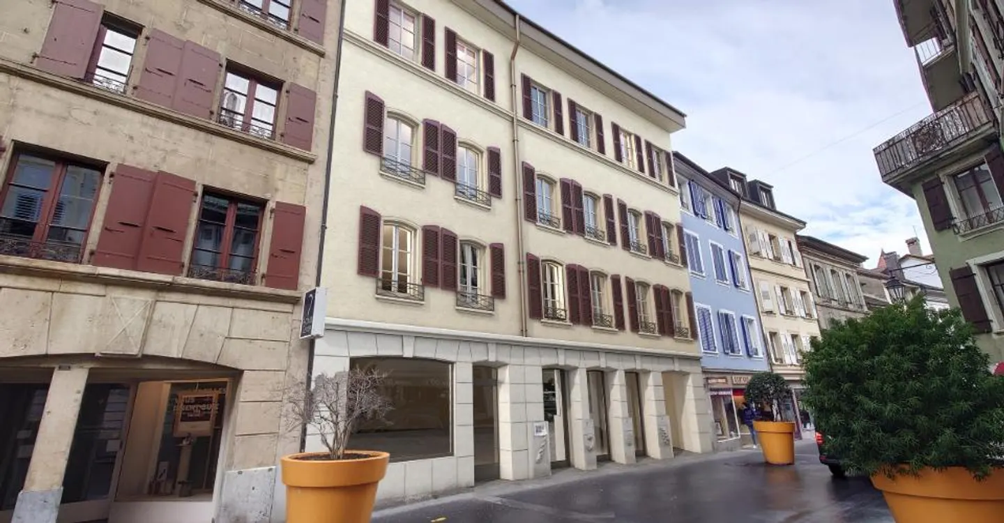 Mixed-Use Building in Orbe - Photo 1 of 1