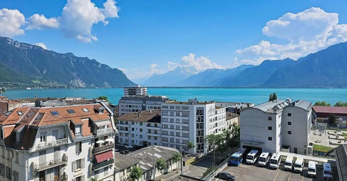 Wunderschöne 4-Zimmer-Penthouse mit großer Terrasse und Panoramablick - Foto 1 von 13