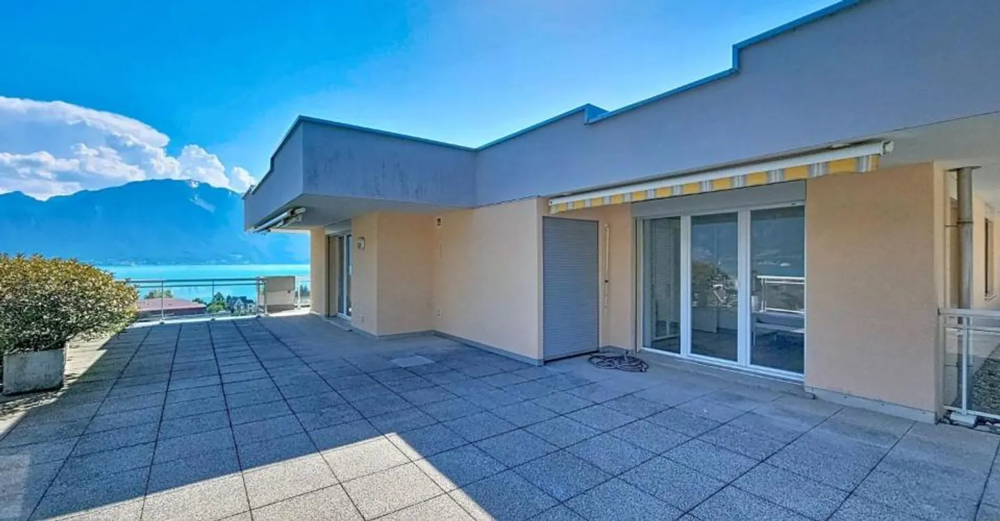 Wunderschöne 4-Zimmer-Penthouse mit großer Terrasse und Panoramablick - Foto 3 von 13