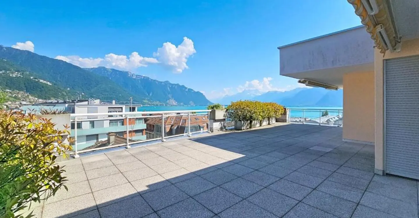 Wunderschöne 4-Zimmer-Penthouse mit großer Terrasse und Panoramablick - Foto 4 von 13