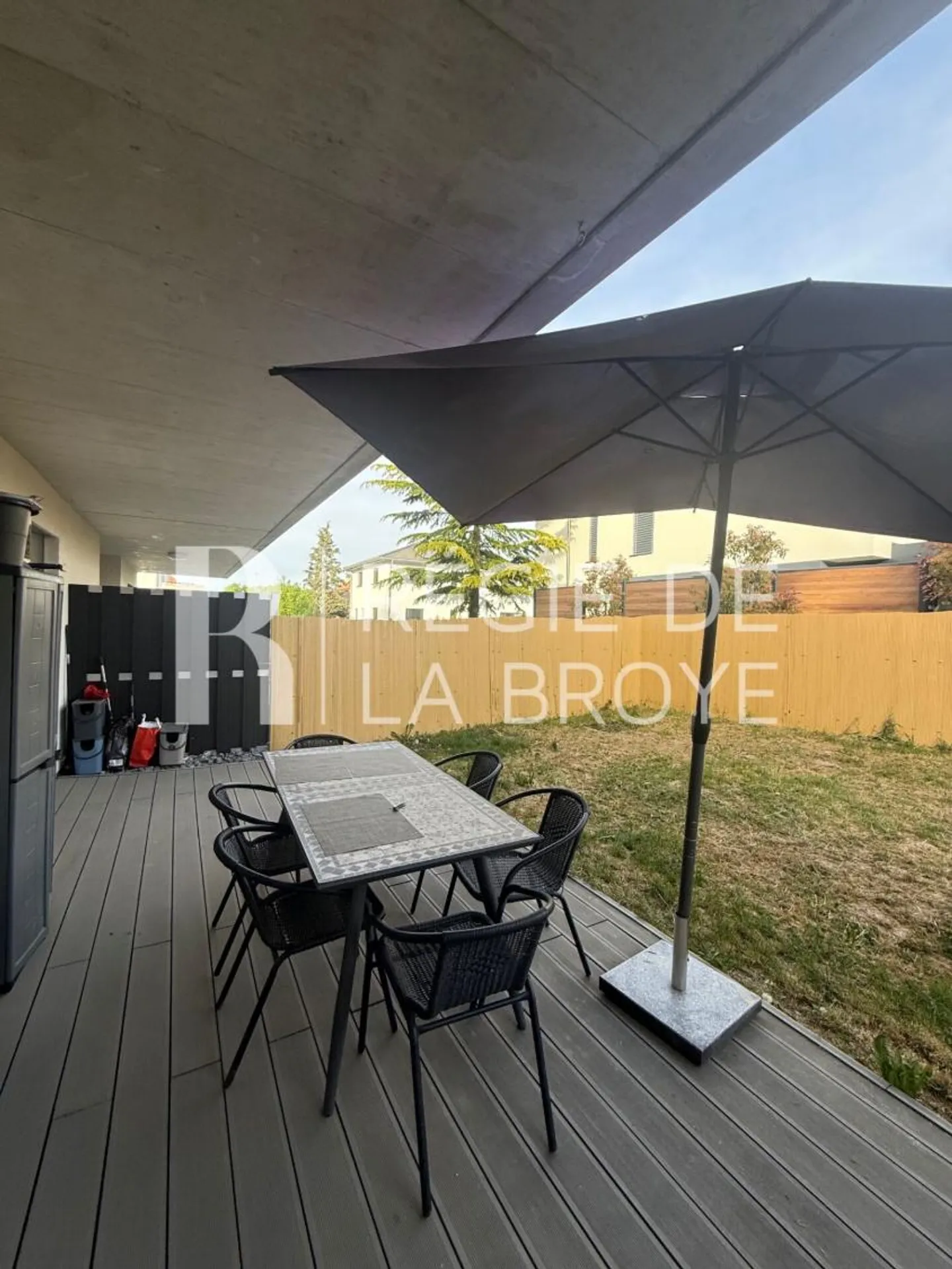 Appartamento con 4.5 stanze al piano terra a Chabrey - Foto 1 di 6