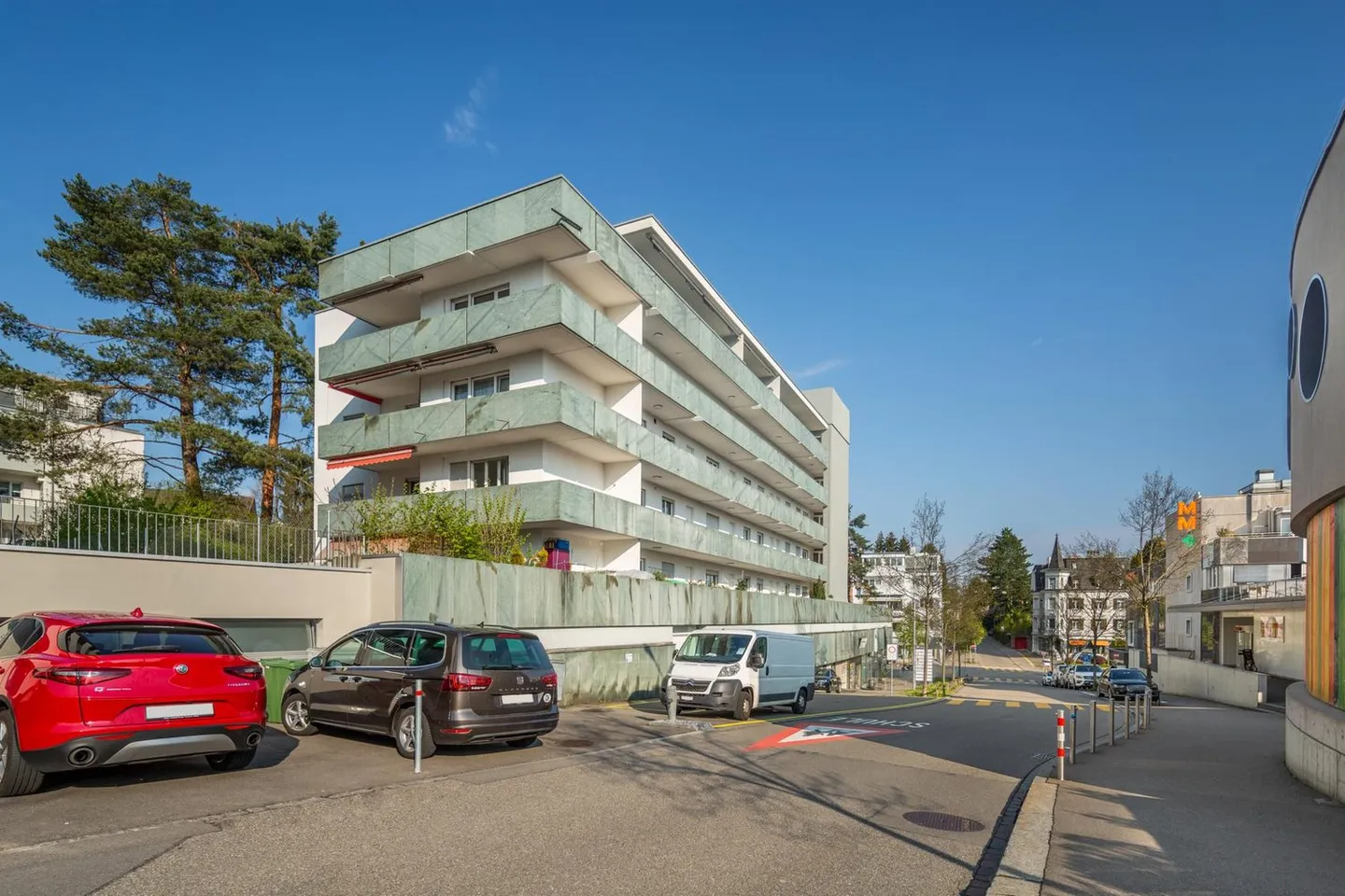 Garez-vous sans souci au cœur de Thalwil - Places de parking souterrain disponibles immédiatement - Photo 5 sur 5