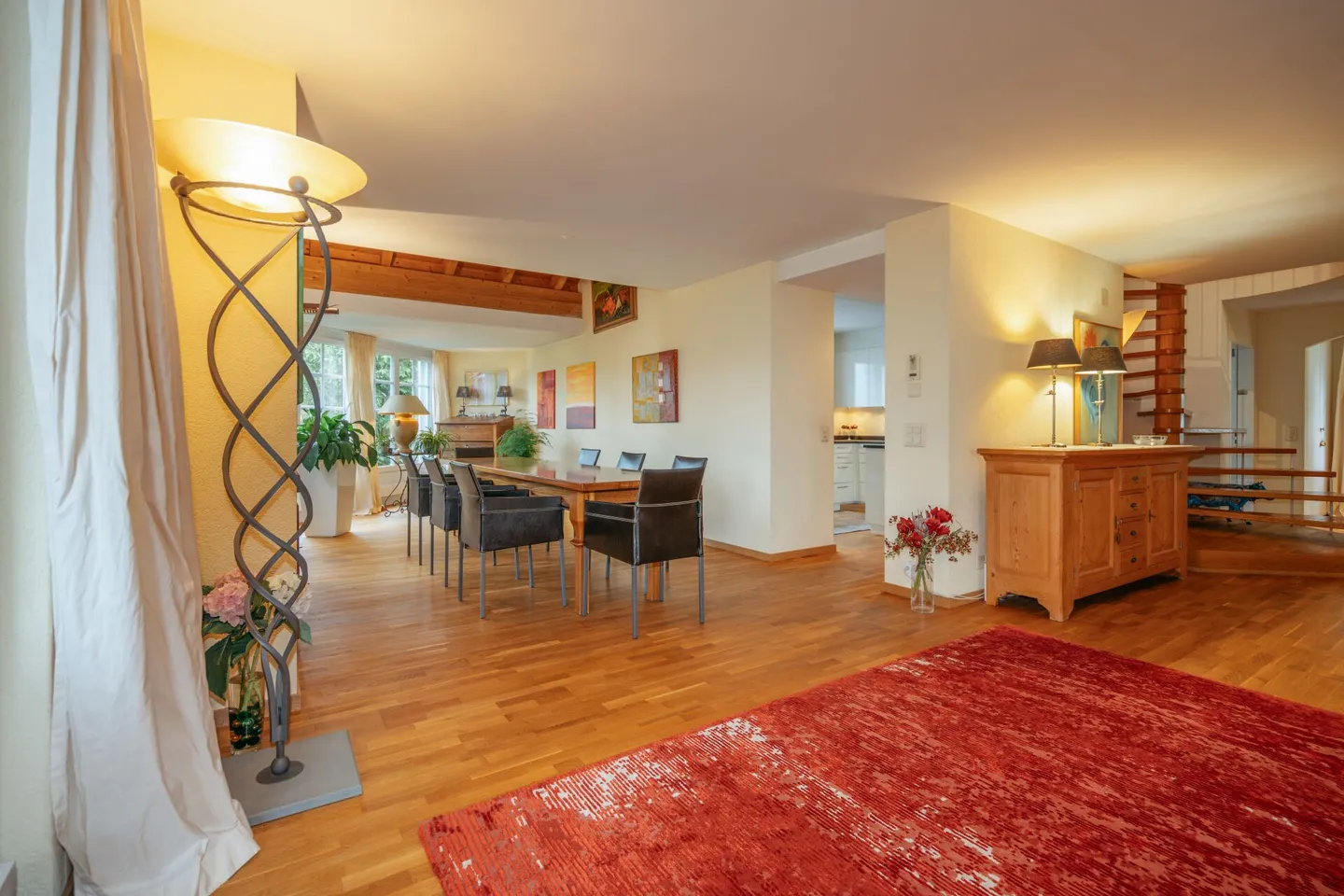 Casa bifamiliare - Appartamento duplex di 5½ stanze, appartamento giardino di 4½ stanze - Foto 4 di 28