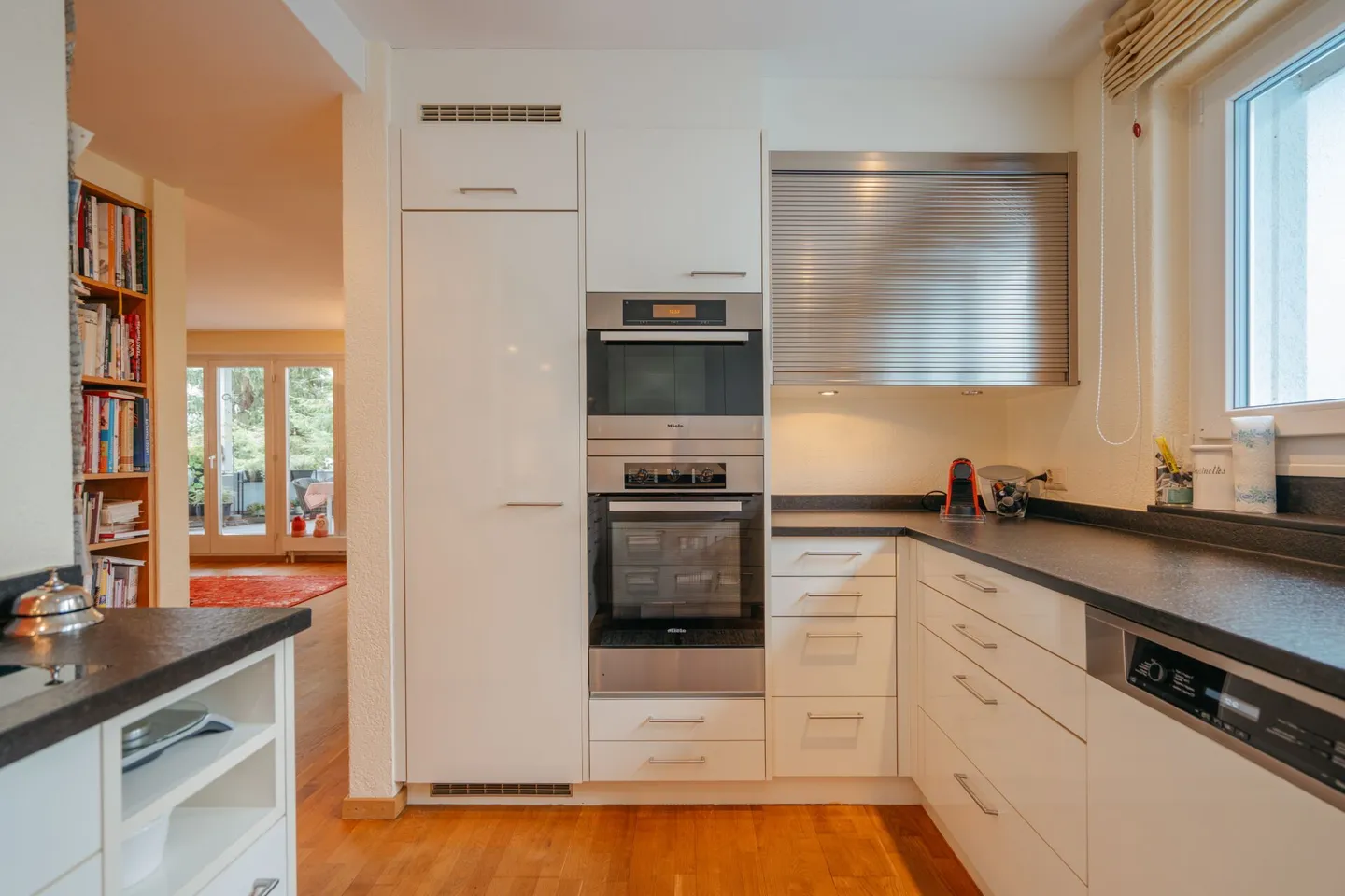 Casa bifamiliare - Appartamento duplex di 5½ stanze, appartamento giardino di 4½ stanze - Foto 8 di 28