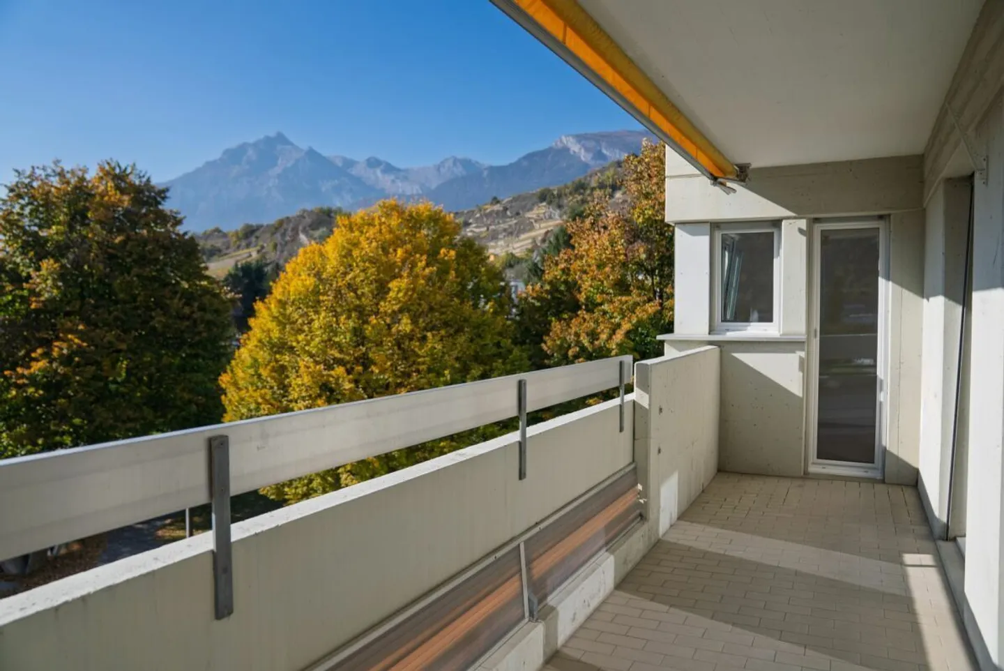 Magnifica ristrutturazione di un appartamento 3.5 a Sion - Foto 6 di 10