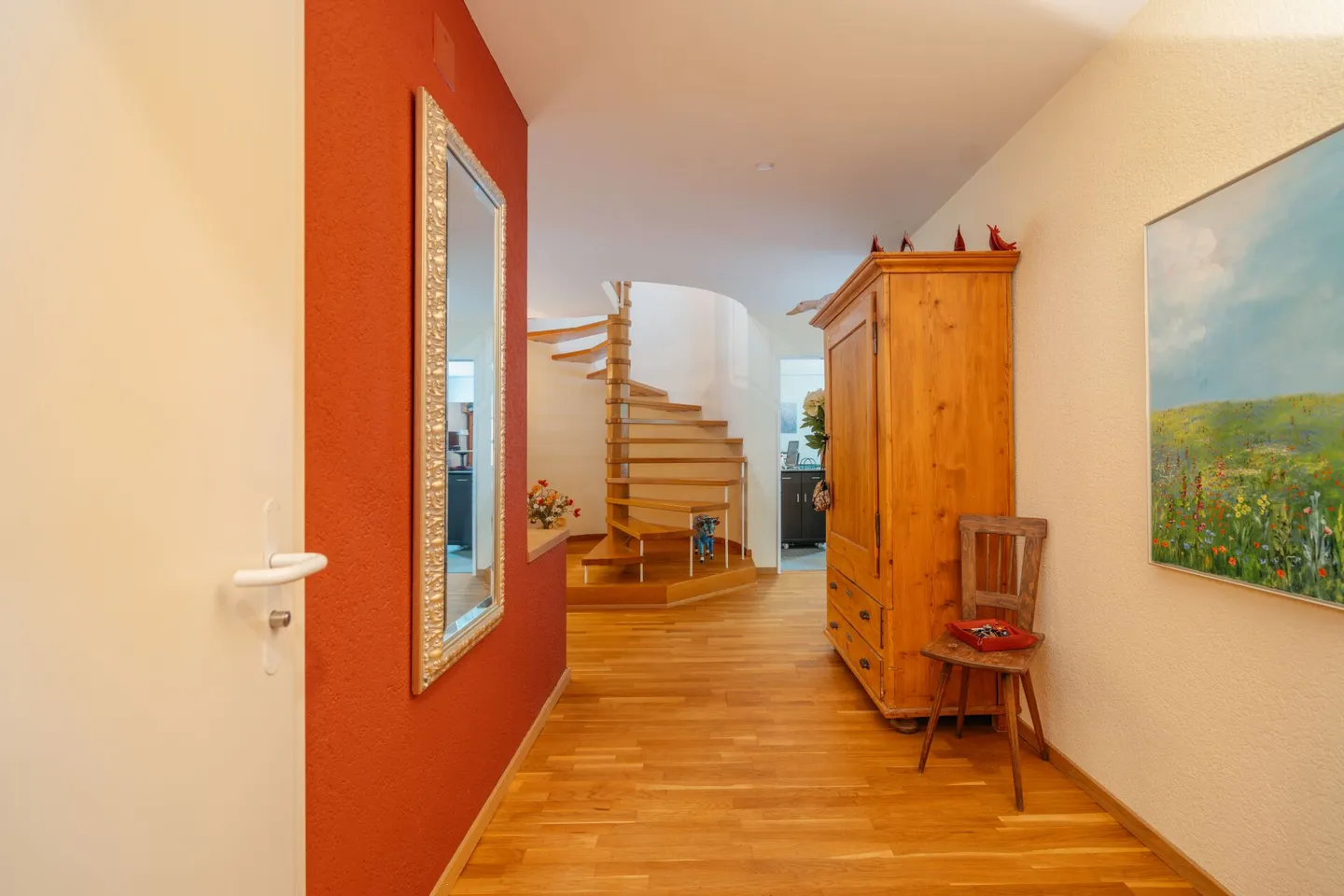 Casa bifamiliare - Appartamento duplex di 5½ stanze, appartamento giardino di 4½ stanze - Foto 2 di 28