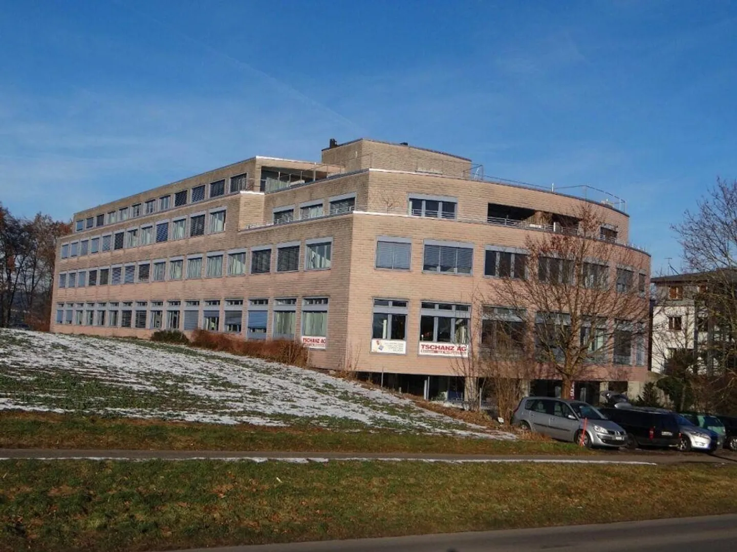 Geräumige Bürofläche mit Alpensicht - Foto 10 von 11