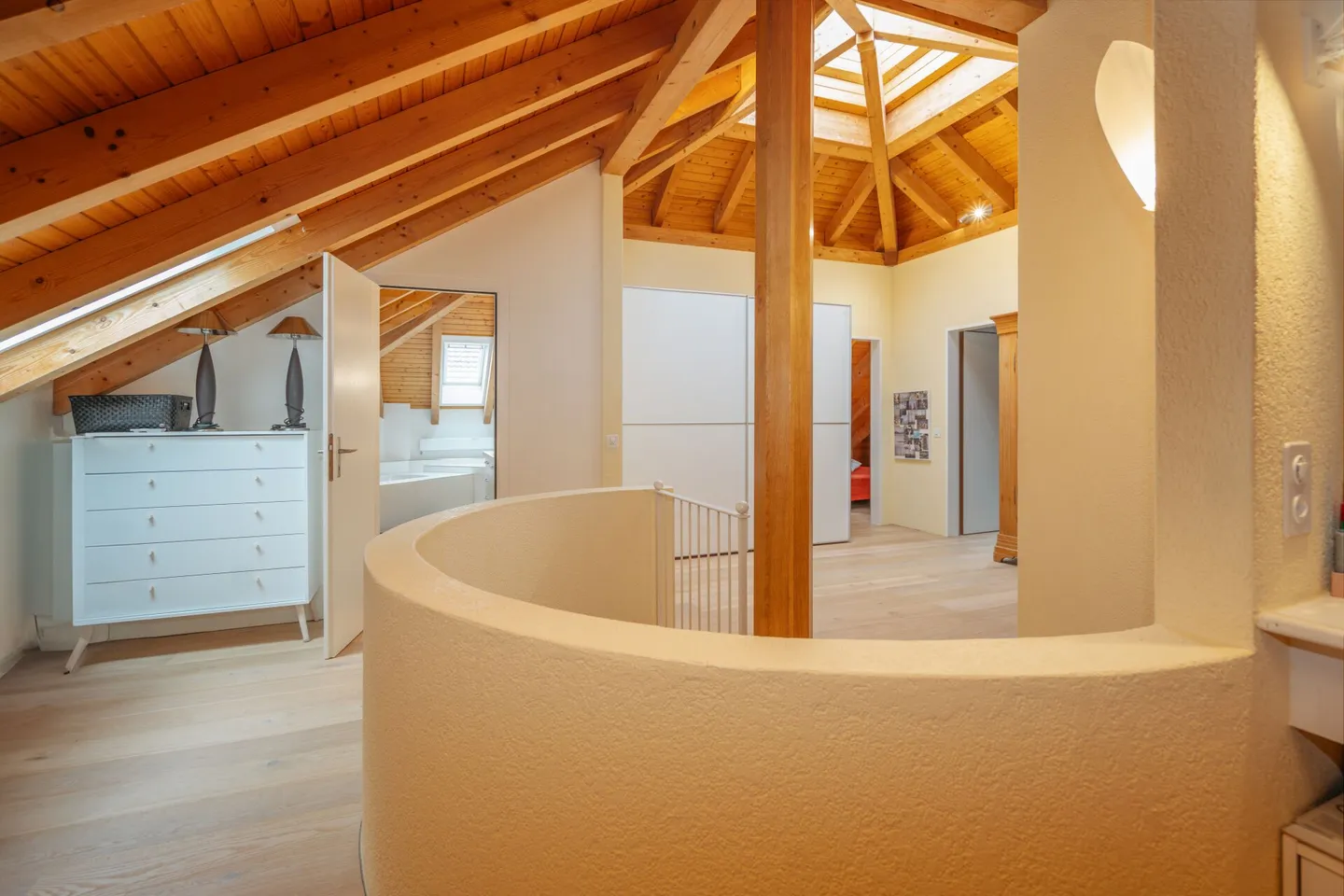 Casa bifamiliare - Appartamento duplex di 5½ stanze, appartamento giardino di 4½ stanze - Foto 12 di 28