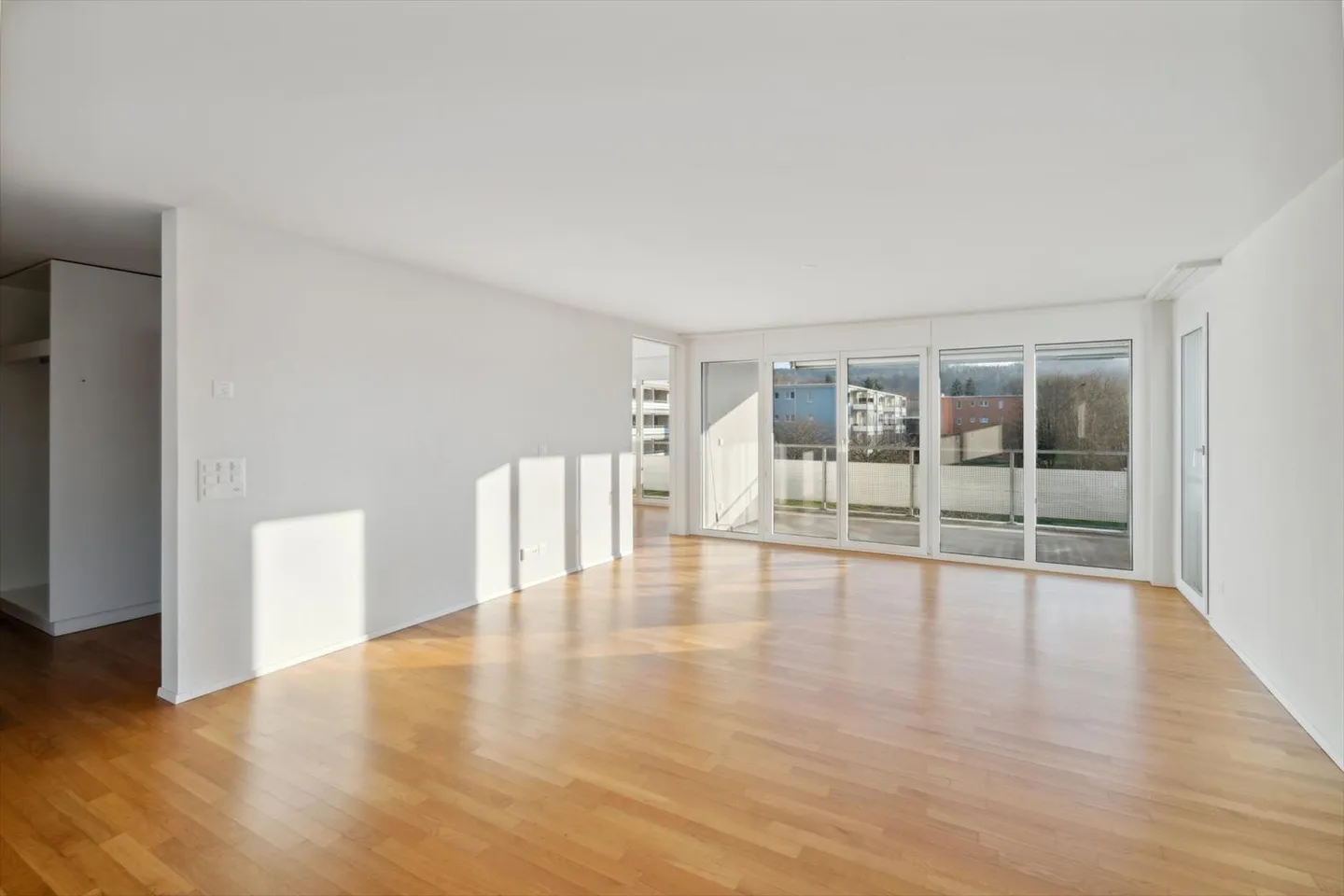 Apartment for rent - Photo 1 of 7