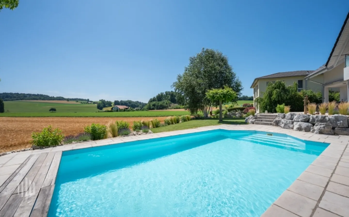 ImmoWyss - Rêve de Famille avec Jardin, Piscine et Beaucoup d'Espace pour Vivre - Photo 7 sur 16