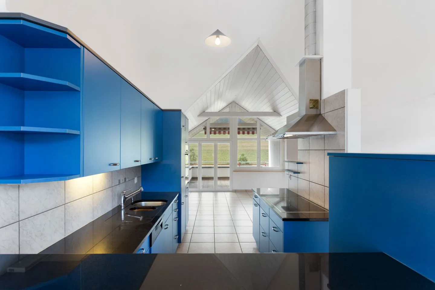 Appartement en duplex spacieux de 5 ½ pièces avec loggia confortable et vue sur la verdure ! - Photo 11 sur 13