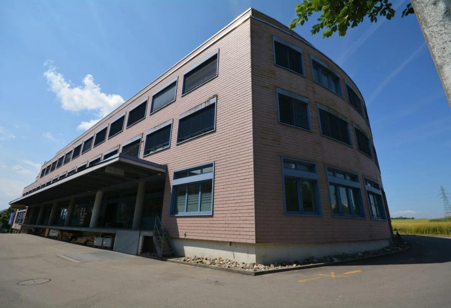 Geräumige Bürofläche mit Alpensicht - Foto 11 von 11