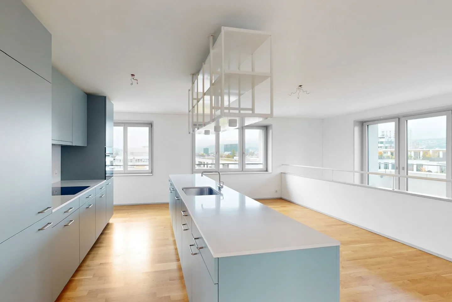 Looking for a central and beautiful apartment? - Photo 3 of 11