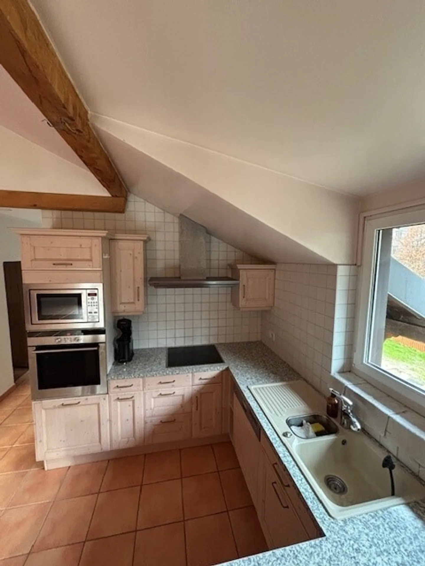 Spacious 3.5 room apartment - Photo 2 of 10