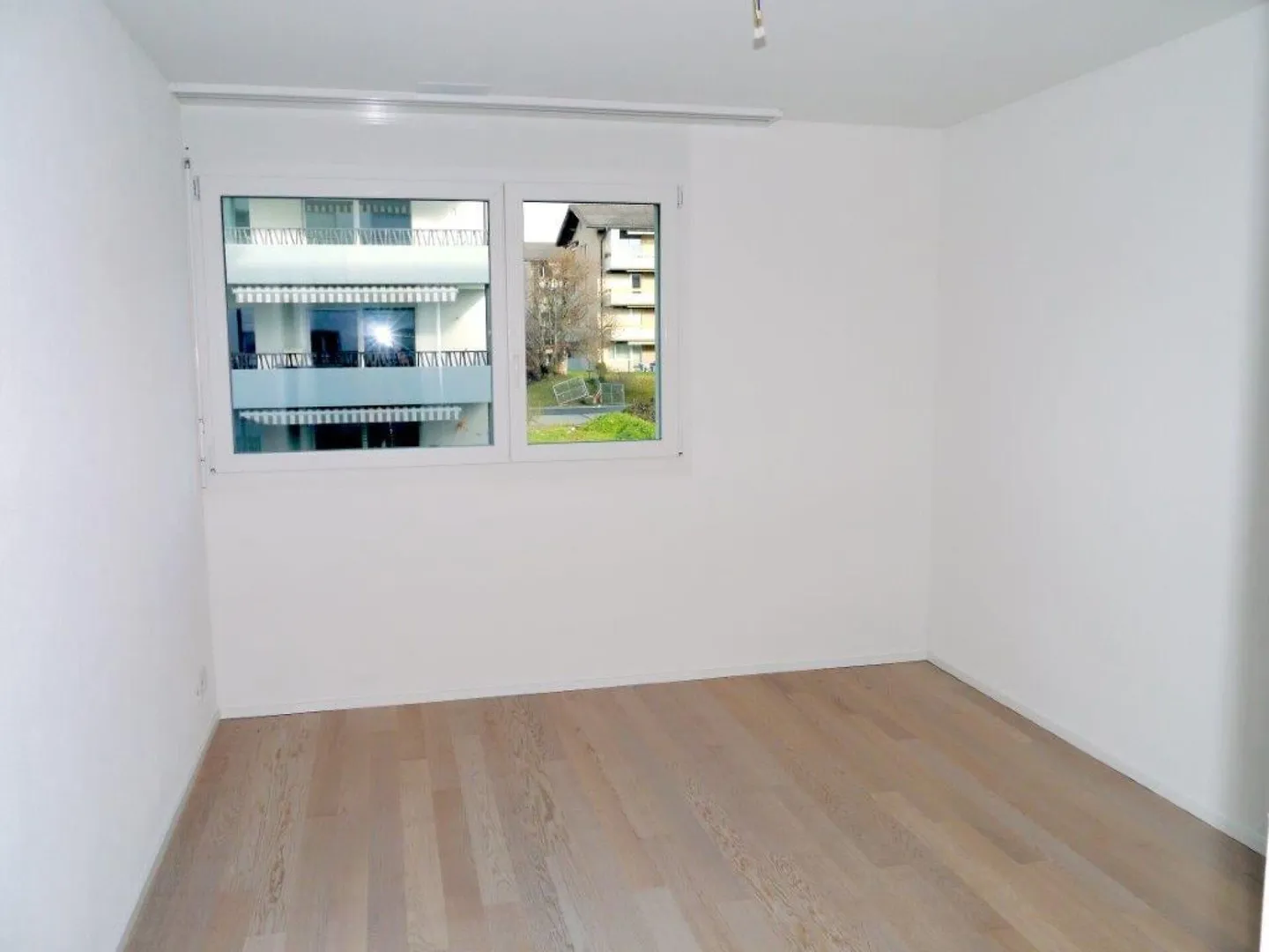 Exclusive Ground Floor Apartment - Photo 6 of 12