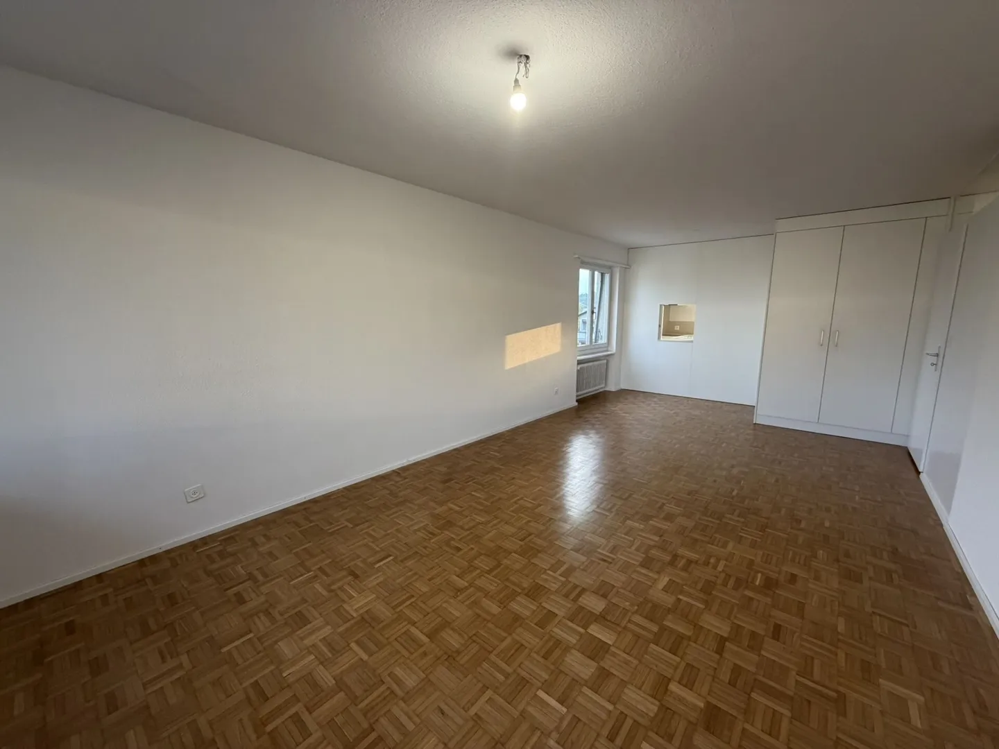 Renovierte Wohnung am Stadtrand - Foto 3 von 10