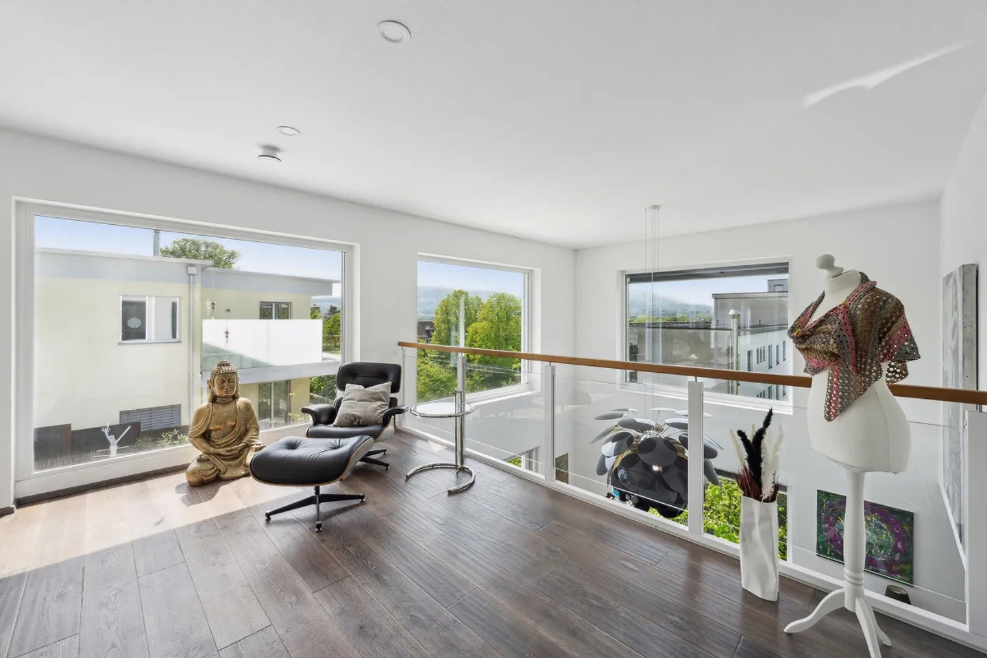 Modernes Design trifft auf Wohnkomfort - Foto 5 von 15