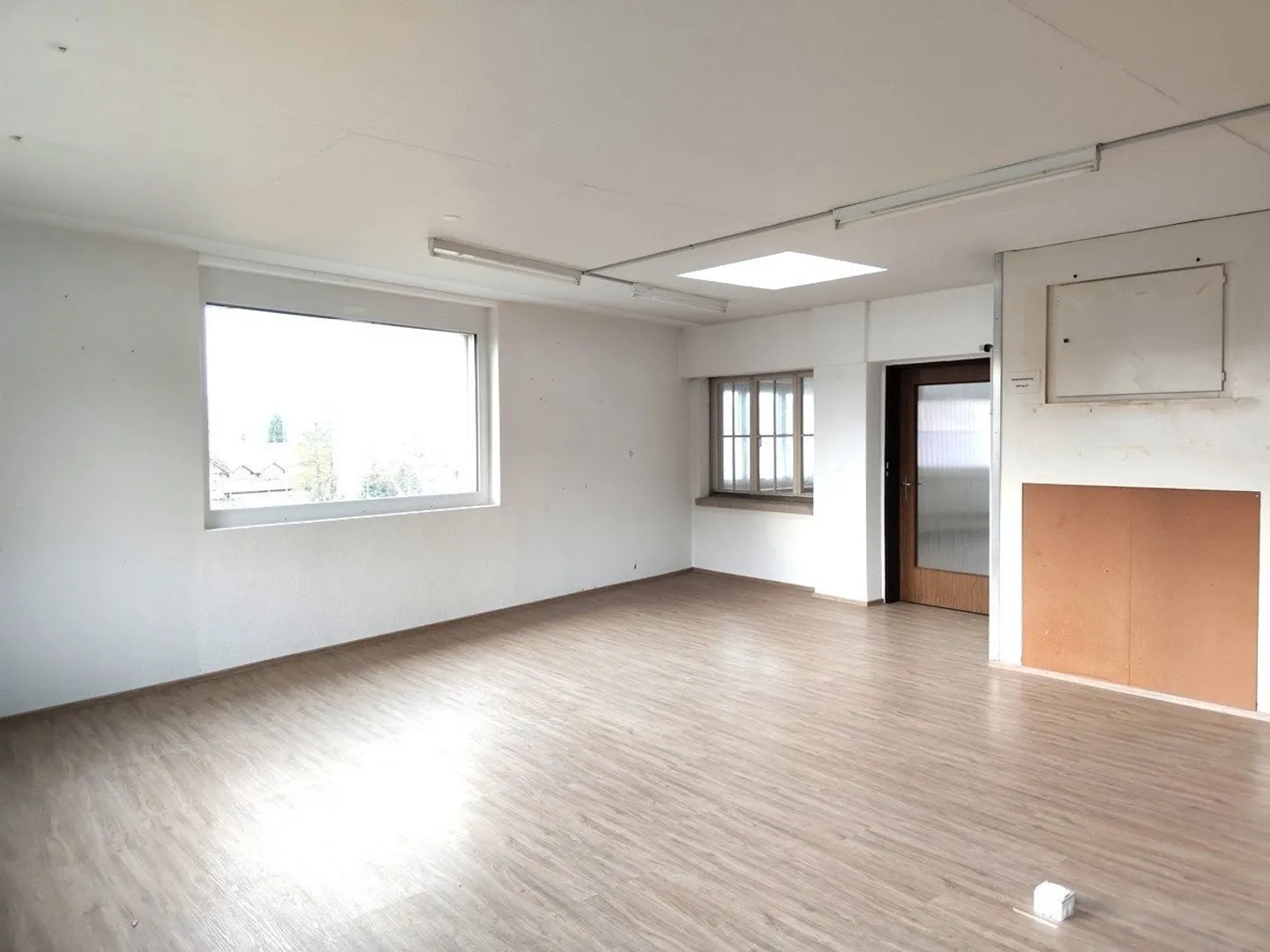 Vielseitiger Gewerberaum - Foto 2 von 4