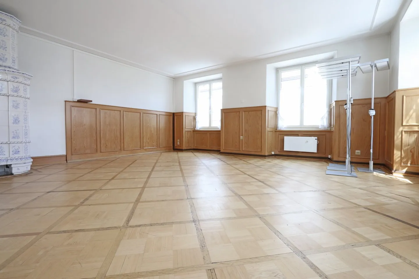 Locaux commerciaux / Showroom / Bureaux, 1er étage au milieu de Bülach - Photo 3 sur 8