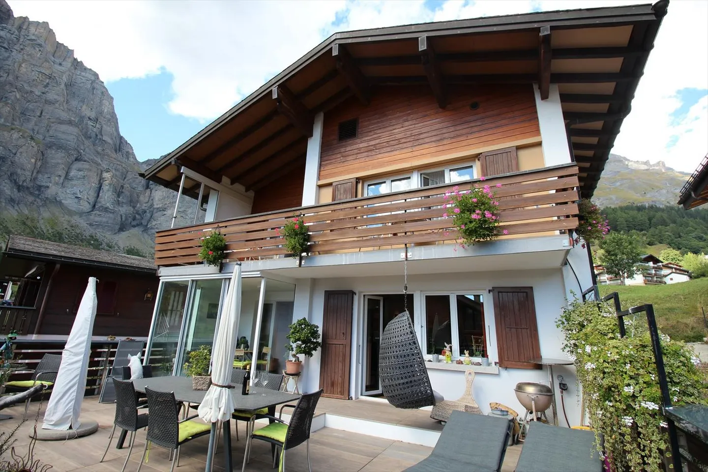 Chalet 6.5 pièces - Photo 1 sur 12