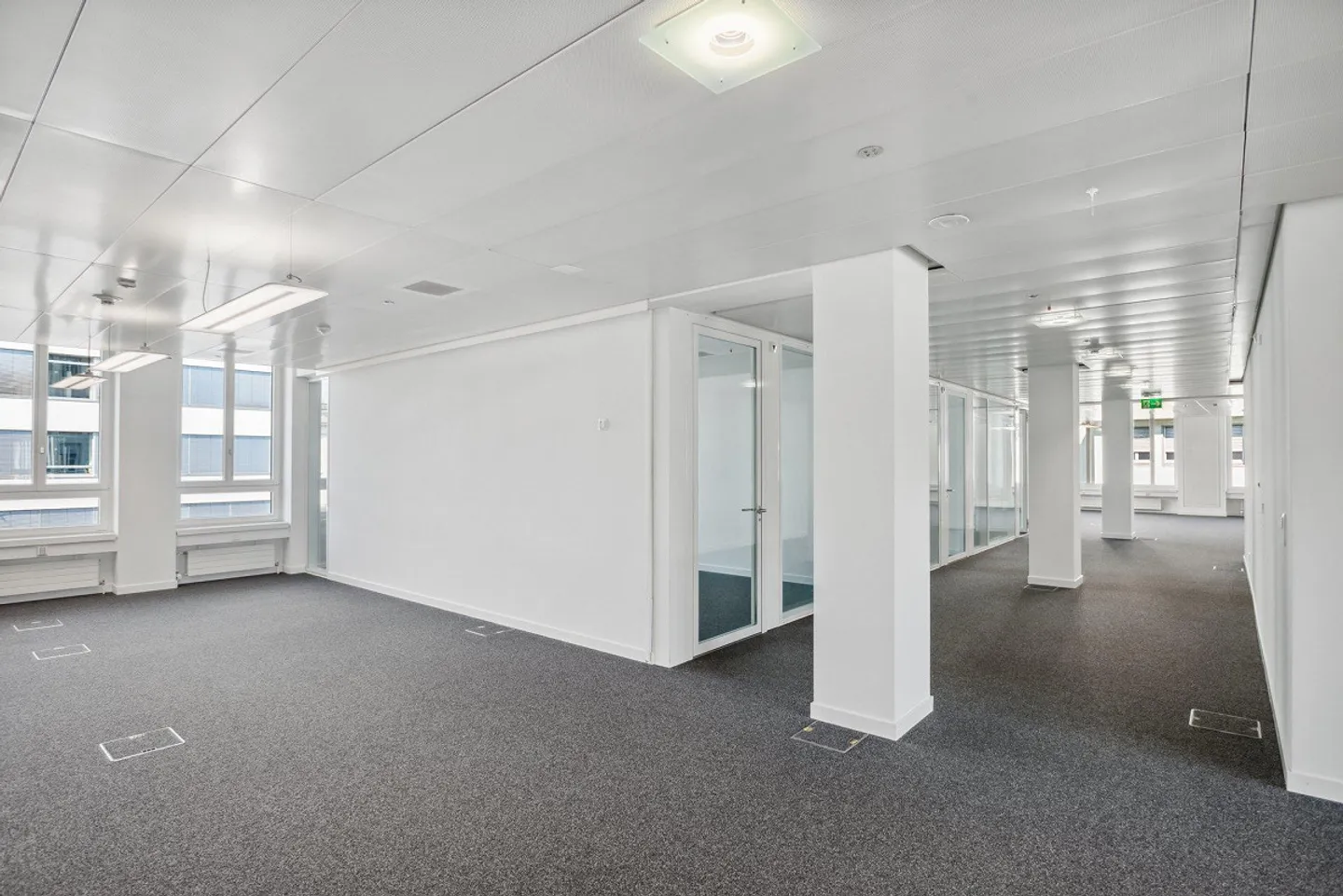 Bureaux prêts à emménager dans un emplacement privilégié - Photo 5 sur 7