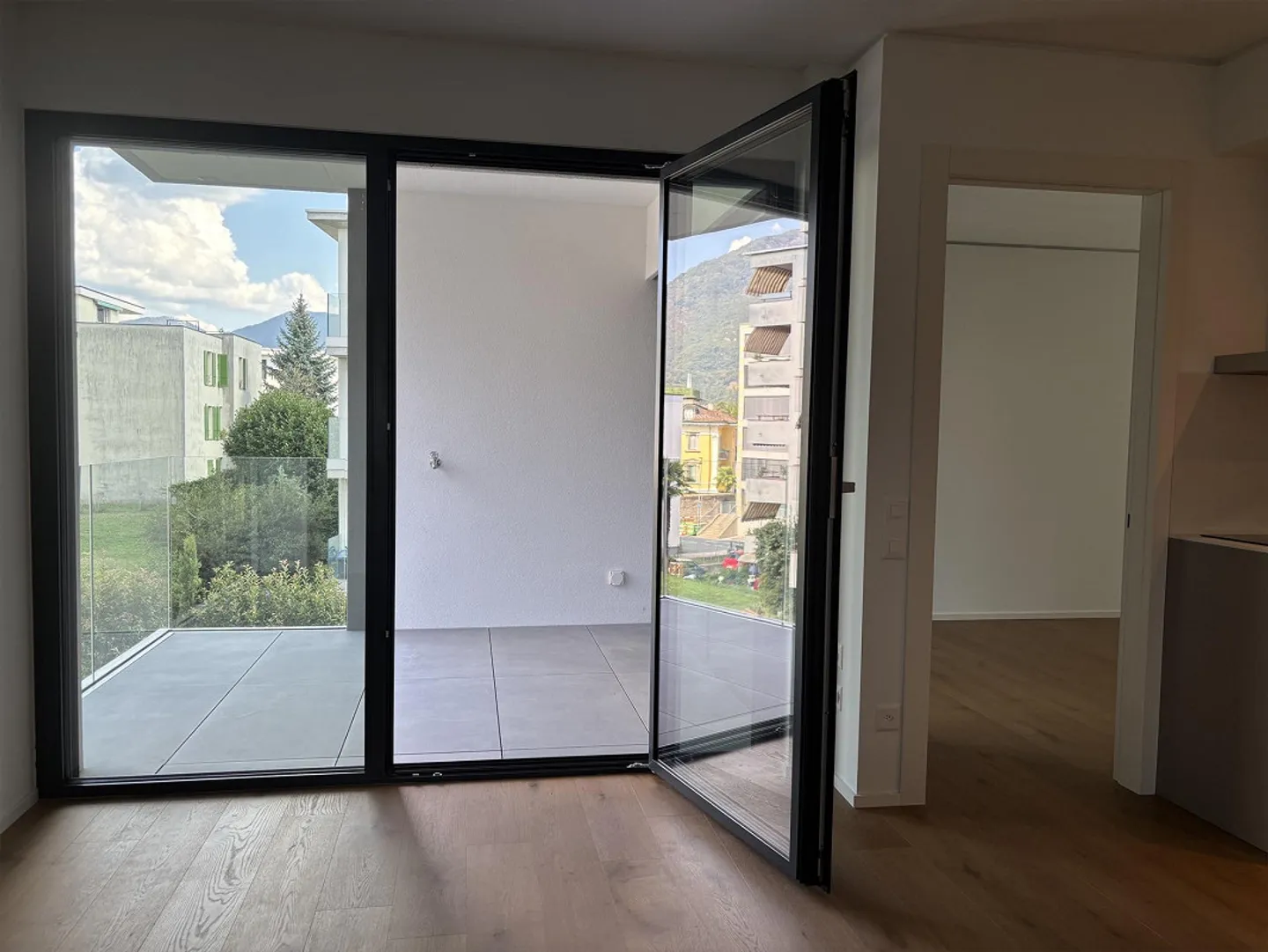 Nouvel appartement moderne à Massagno de 2,5 pièces - Photo 4 sur 6