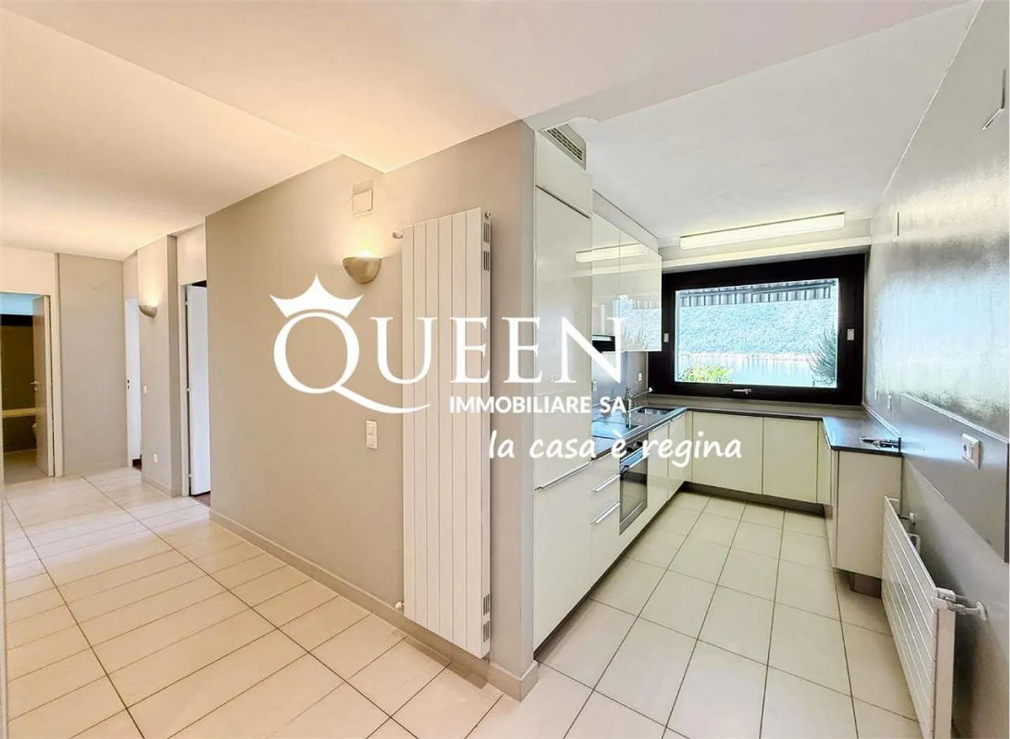Bissone : appartement 4.5 pièces avec vue sur le lac et jardin - Photo 9 sur 12