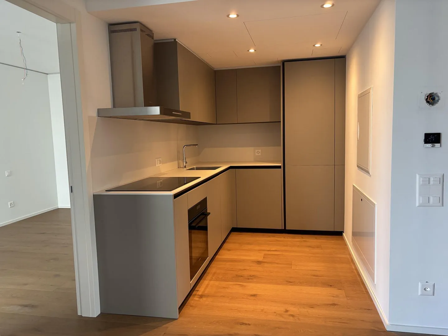 Nouvel appartement moderne à Massagno de 2,5 pièces - Photo 2 sur 6