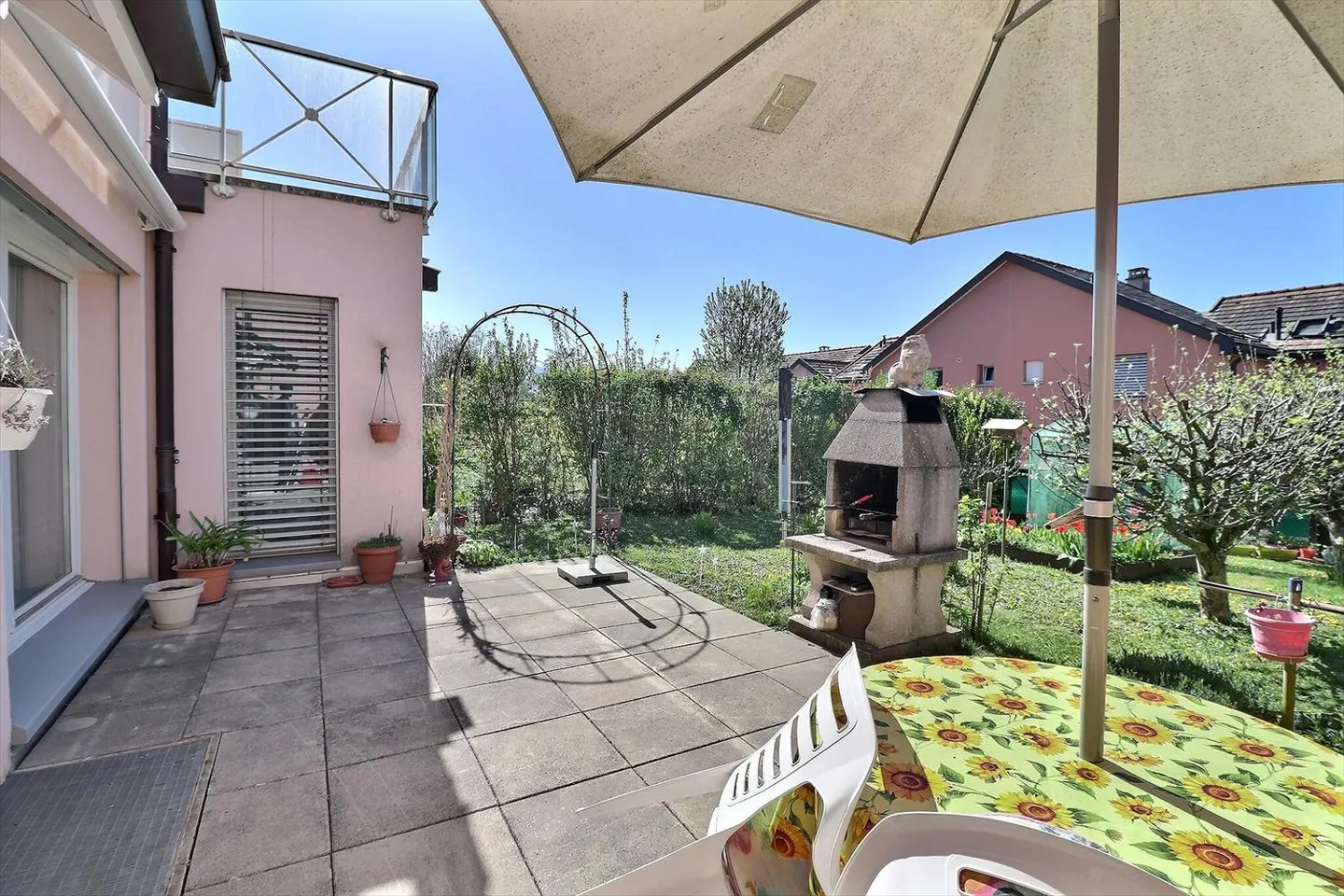 Maison contiguë 5 pièces - Photo 3 sur 12