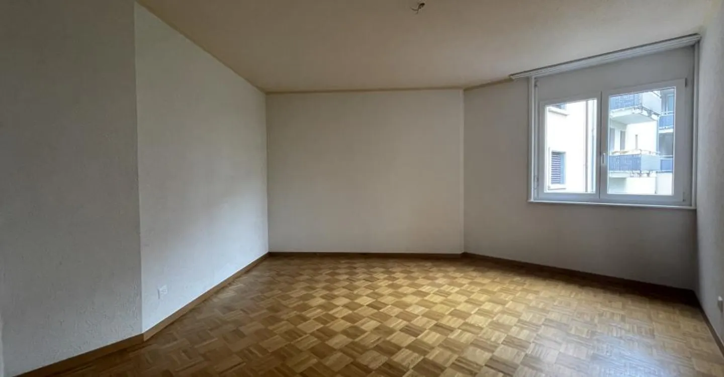 4.5 room apartment on the 1st floor in Monthey - Photo 5 of 8