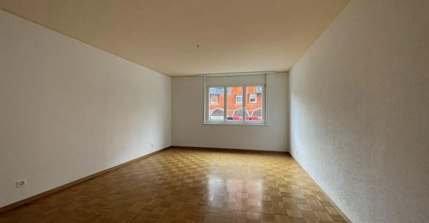 4.5 room apartment on the 1st floor in Monthey - Photo 6 of 8