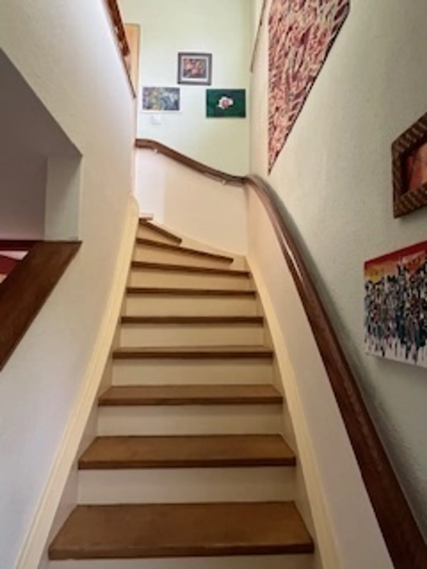 Geräumiges Familienhaus mit Garten - Foto 6 von 10