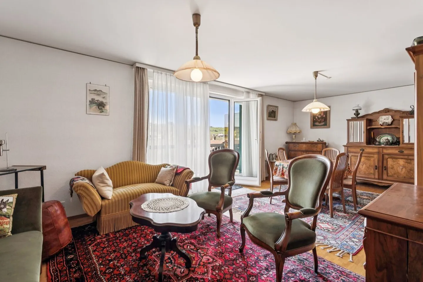 3.5-room apartment with garage - Photo 3 of 10