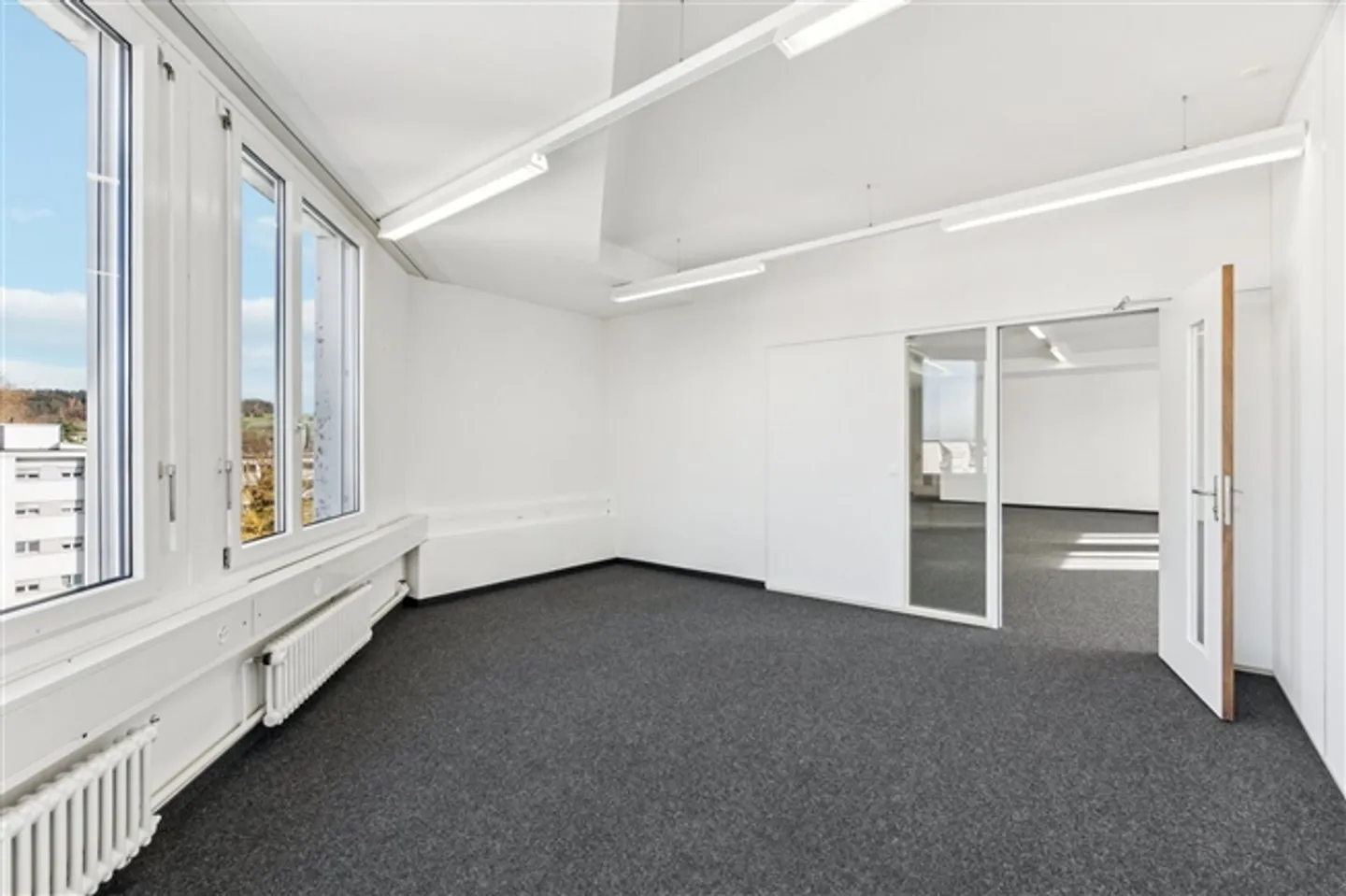 Zentrale Bürofläche in Kloten - Foto 6 von 11