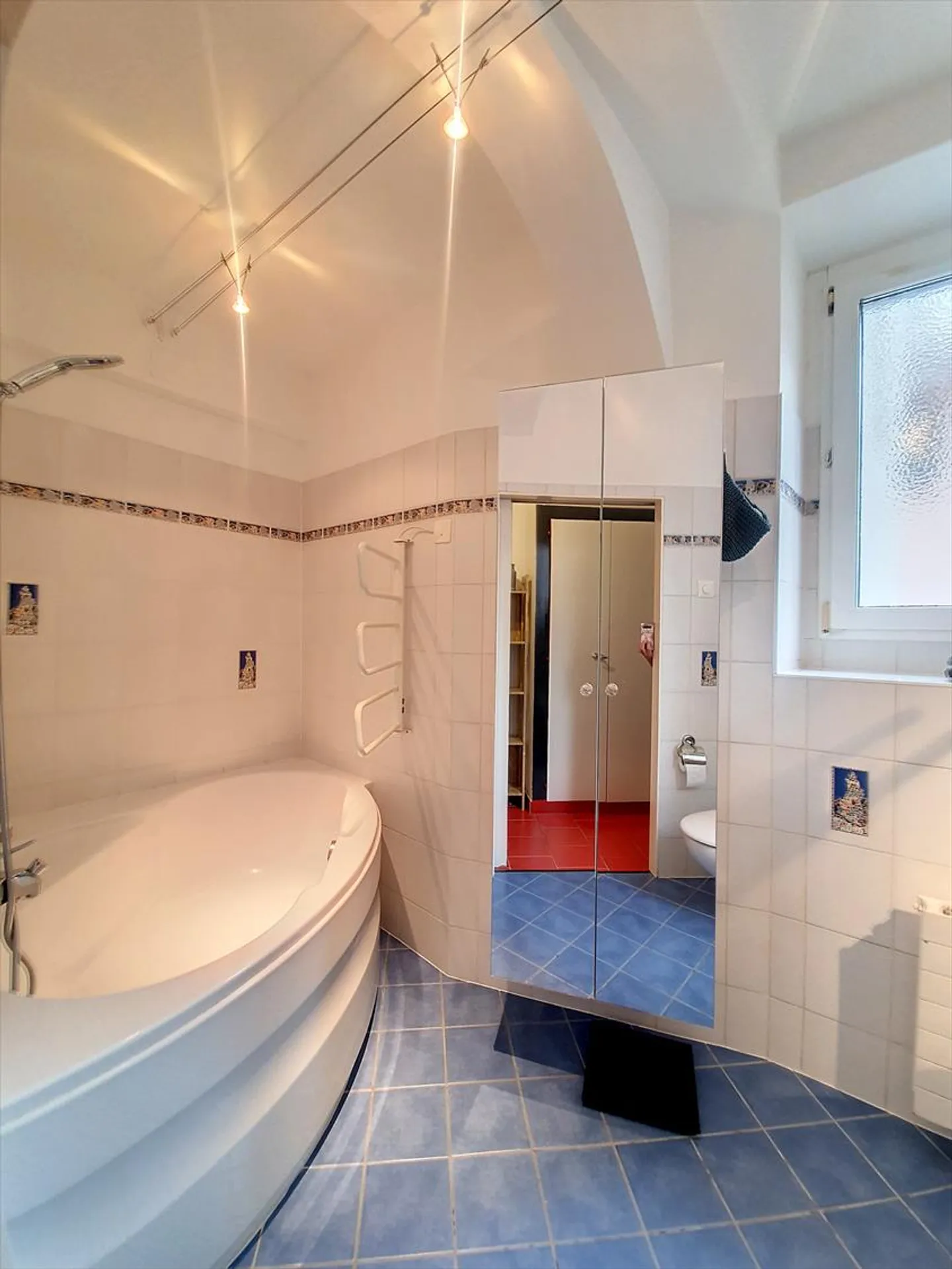 Appartement Meublé Spacieux - Photo 5 sur 6
