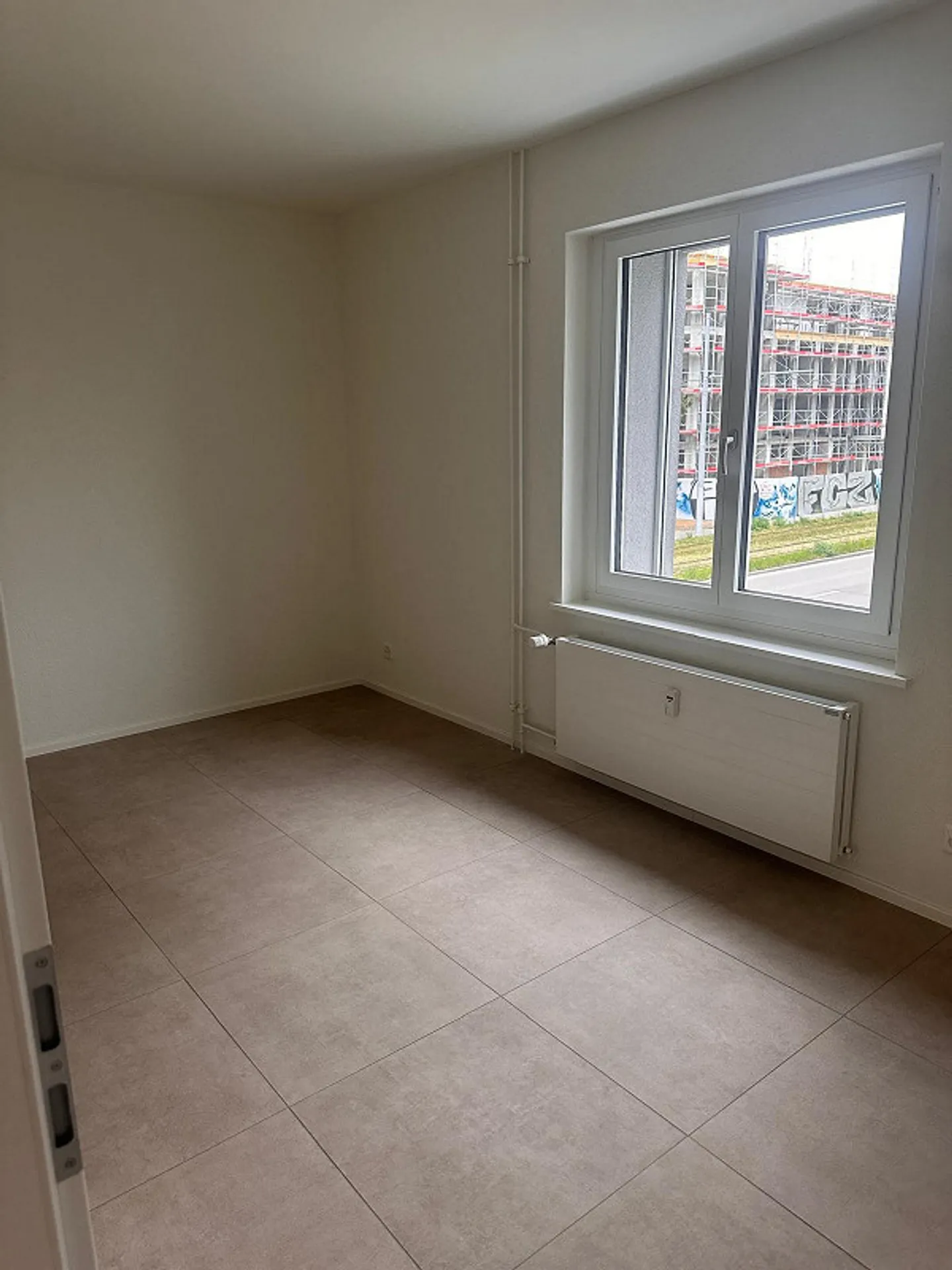 Modernes 4.5-Zimmer-Apartment - Foto 4 von 10