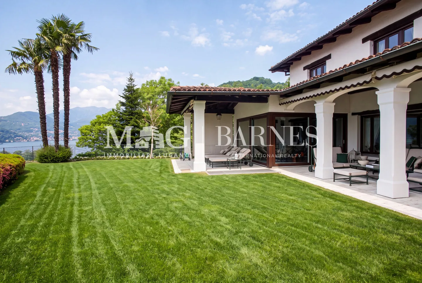 Villa di lusso con vista lago - Foto 4 di 15