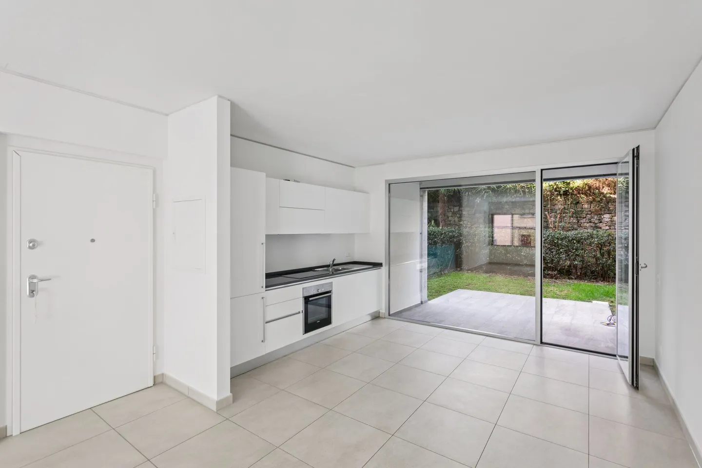 Appartamento di 3.5 locali con giardino a Lugano / 3.5-Zimmerwohnung mit Garten in Lugano - Foto 2 di 10