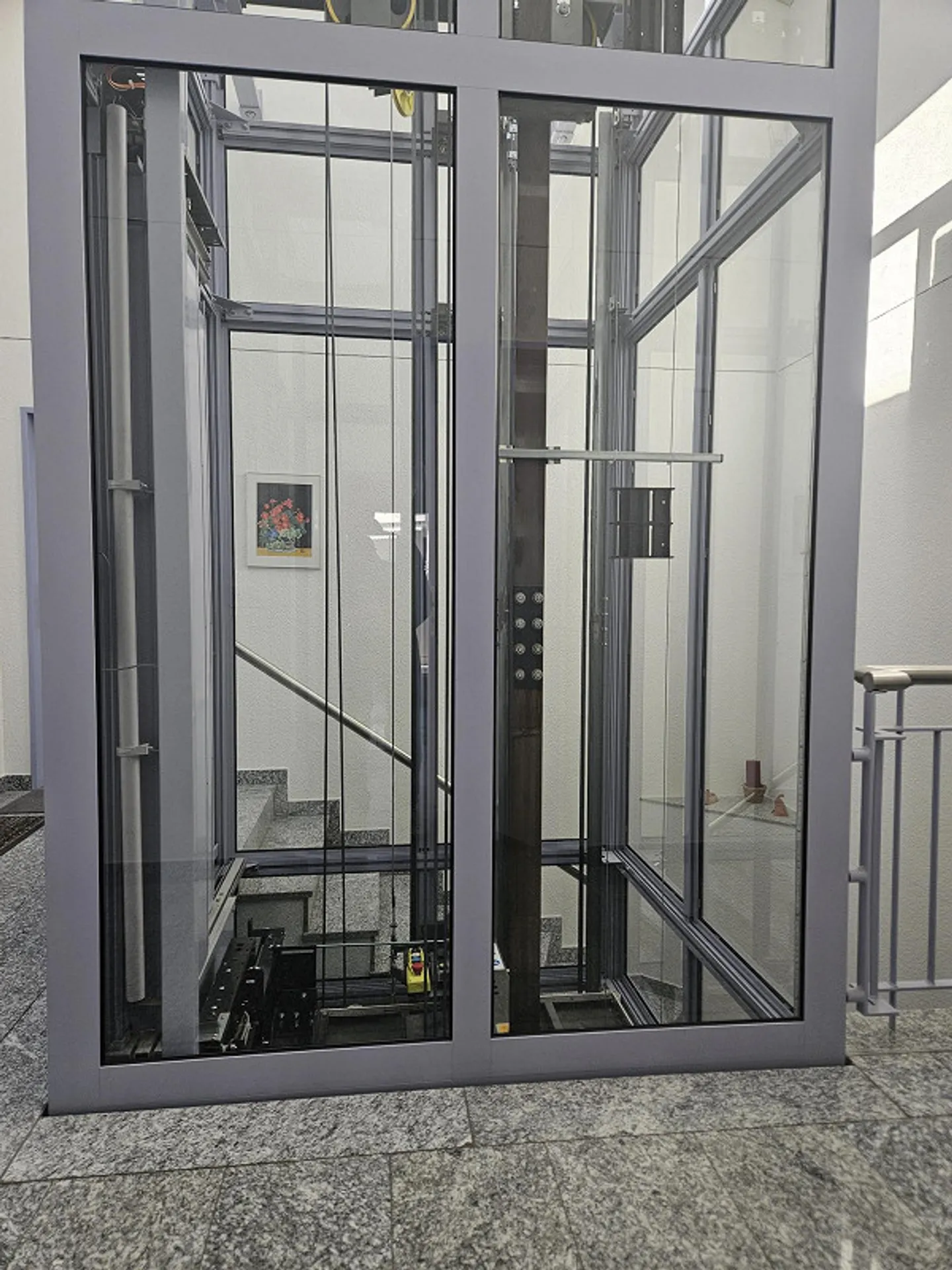 Beautiful 4-room penthouse / 40m2 terrace / separate balcony / 2 parking spaces - Photo 16 of 20