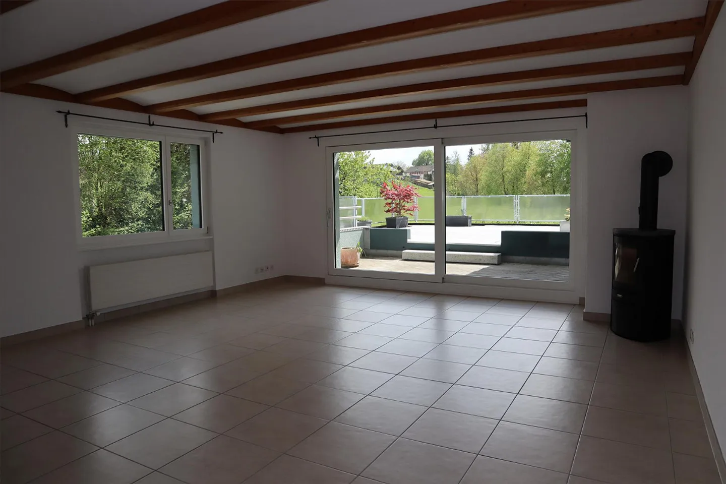 Sezione di casa di 4,5 stanze inclusa garage e sala hobby in affitto dal 1 giugno - Foto 4 di 8