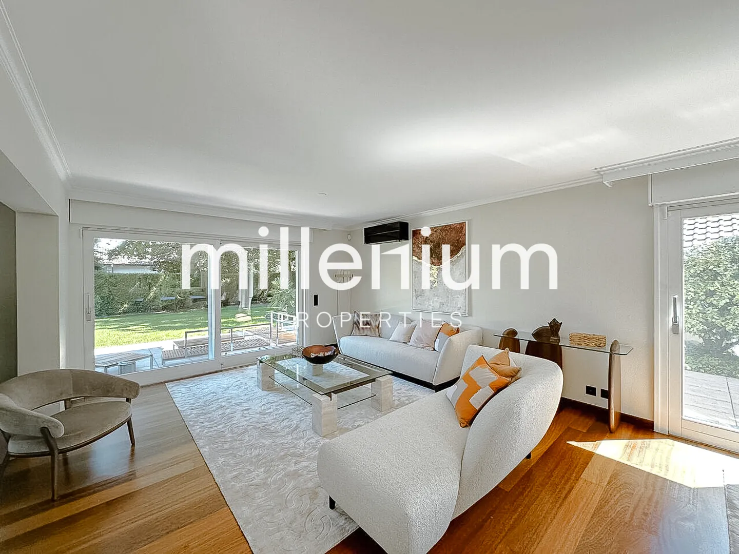 Versoix – Außergewöhnliches Haus im Herzen eines begehrten Wohngebiets - Foto 2 von 14