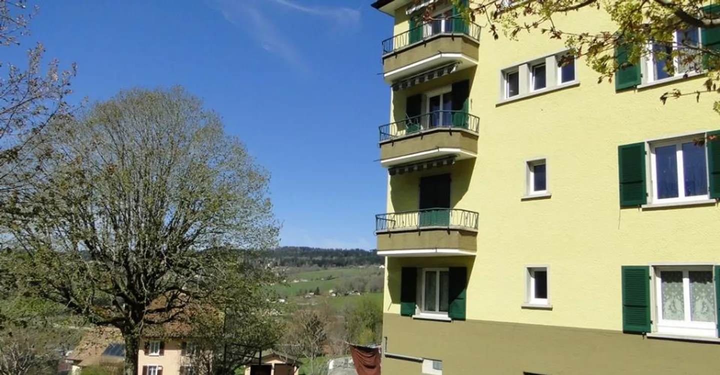 2-room apartment with balcony - Photo 2 of 10