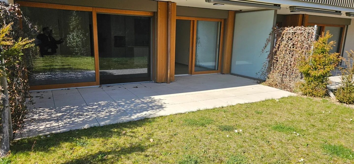 Appartamento moderno con giardino di 3 stanze - Foto 10 di 12