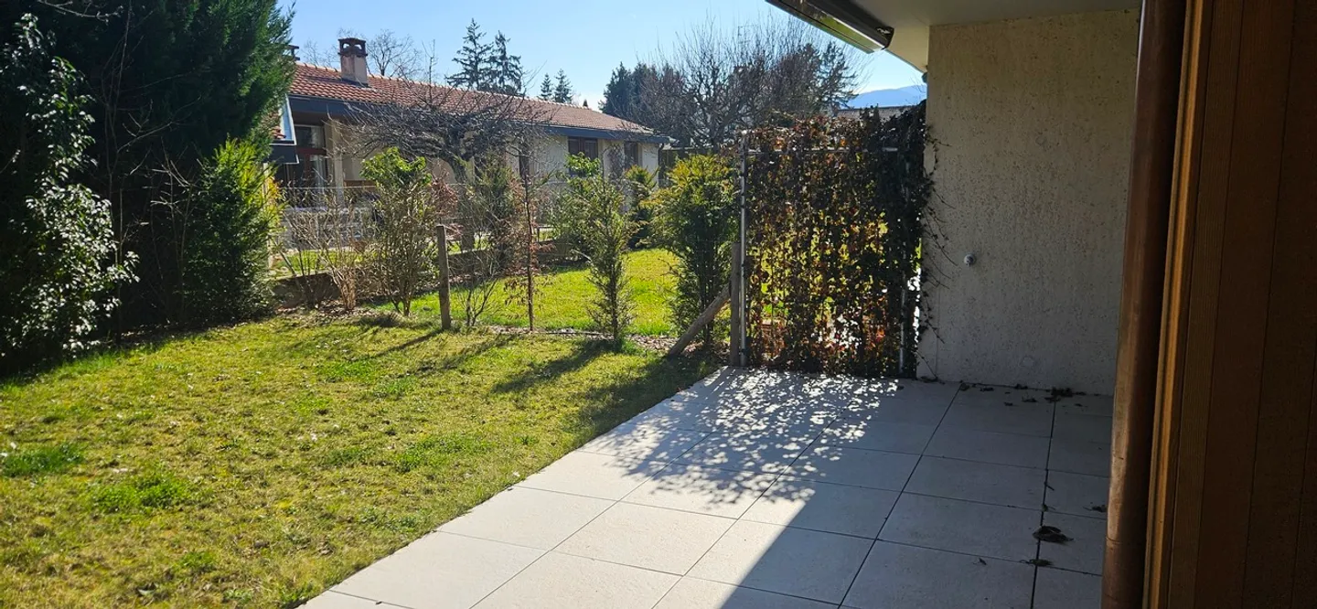 Appartamento moderno con giardino di 3 stanze - Foto 12 di 12