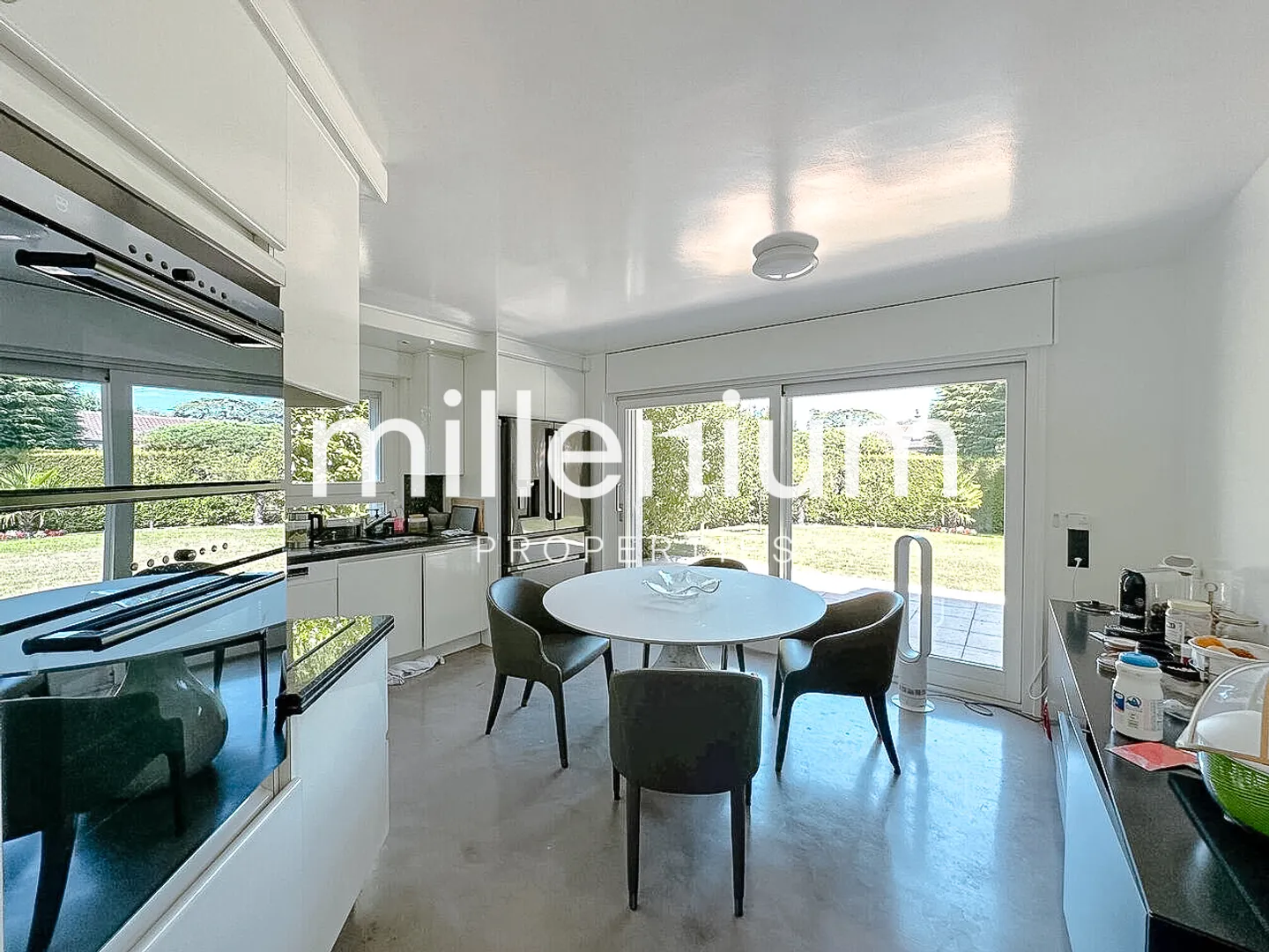 Versoix – Außergewöhnliches Haus im Herzen eines begehrten Wohngebiets - Foto 6 von 14