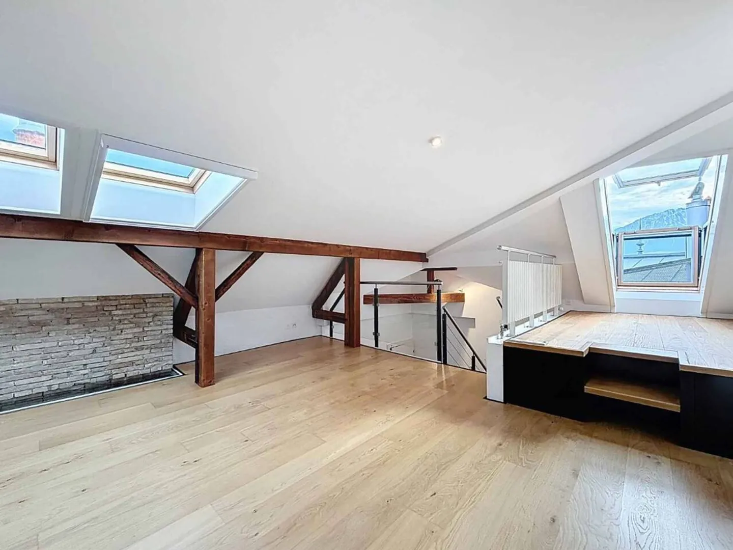 Loft Duplex Charmant à Vevey - Photo 7 sur 9