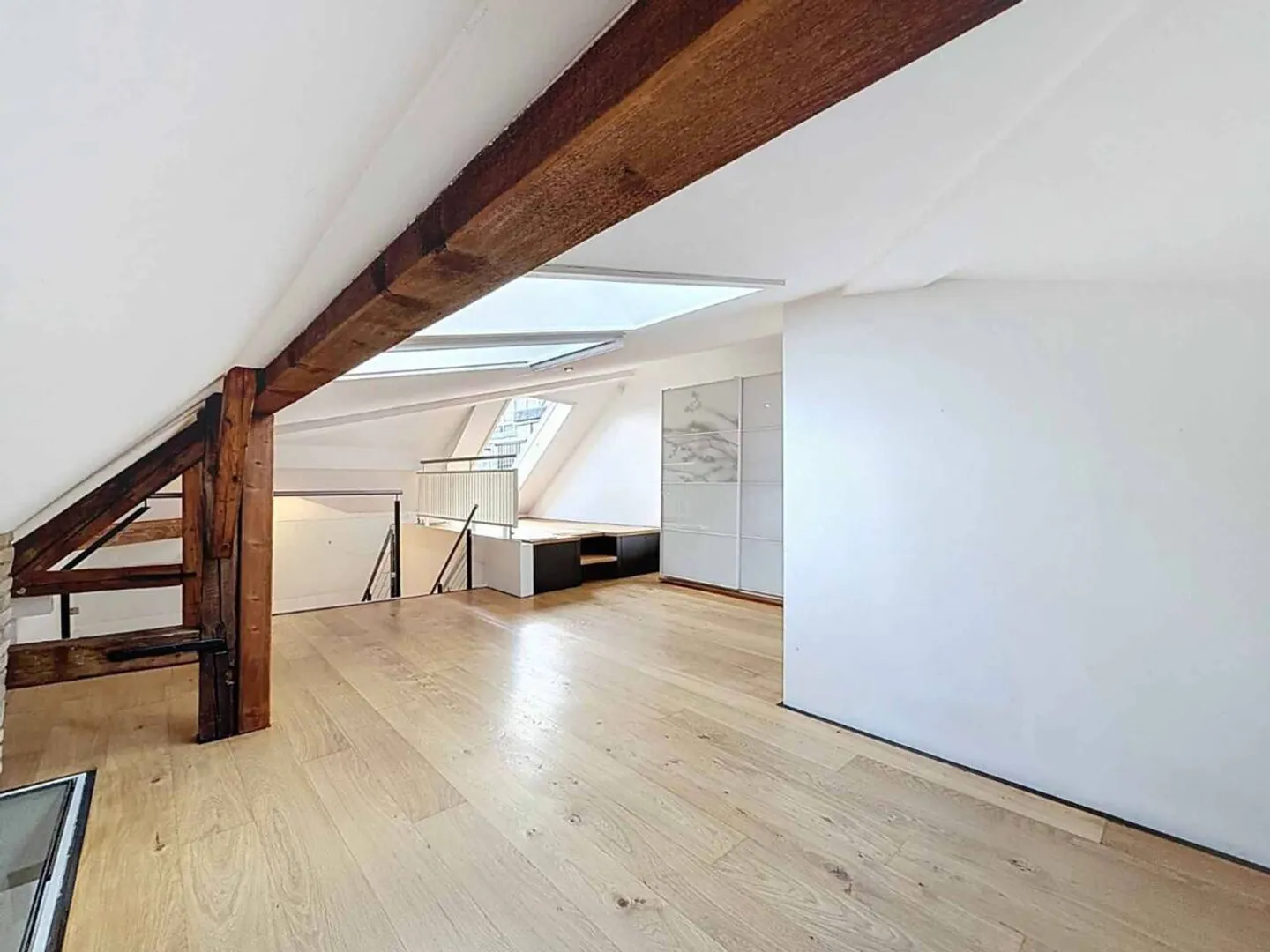 Loft Duplex Charmant à Vevey - Photo 6 sur 9