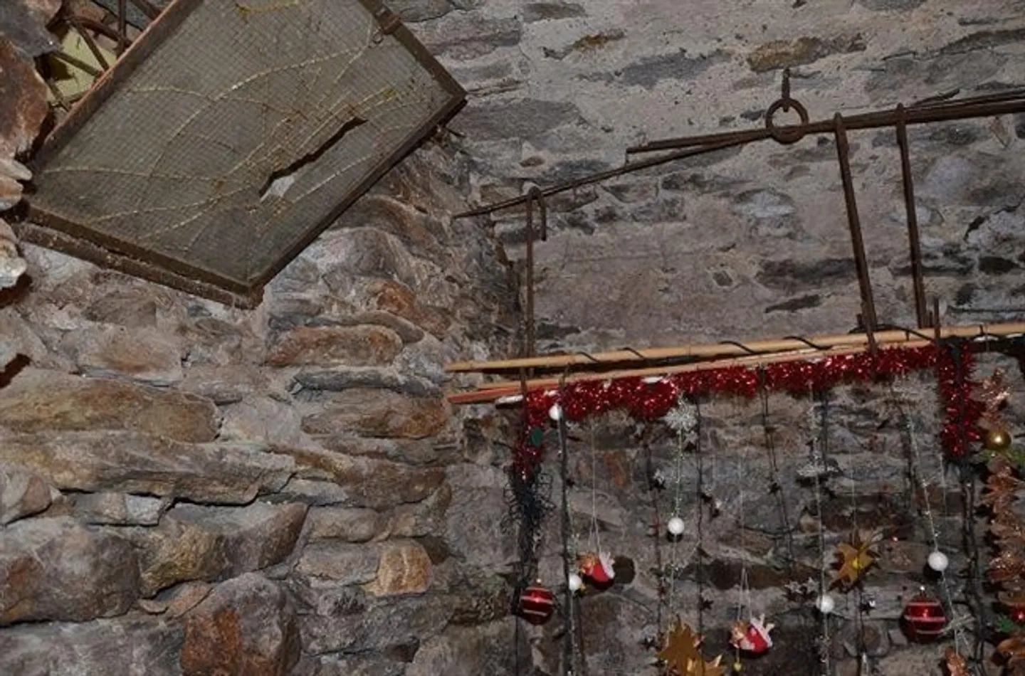 Casa unifamigliare con monolocale e rustico da ristrutturare - Foto 20 di 20