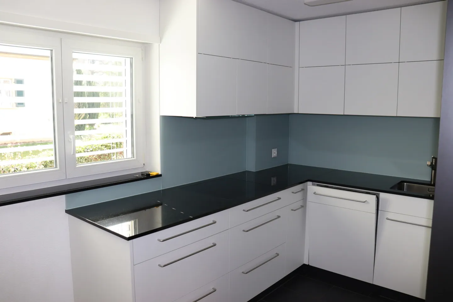 Modern Elegance: Stylish Apartment with Generous Outdoor Area! - Photo 7 of 16